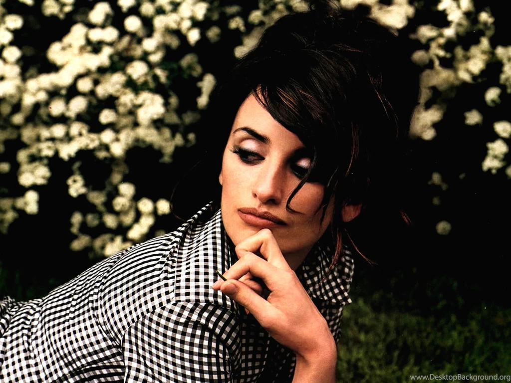 Penelope Cruz HD Wallpapers And Photos Download