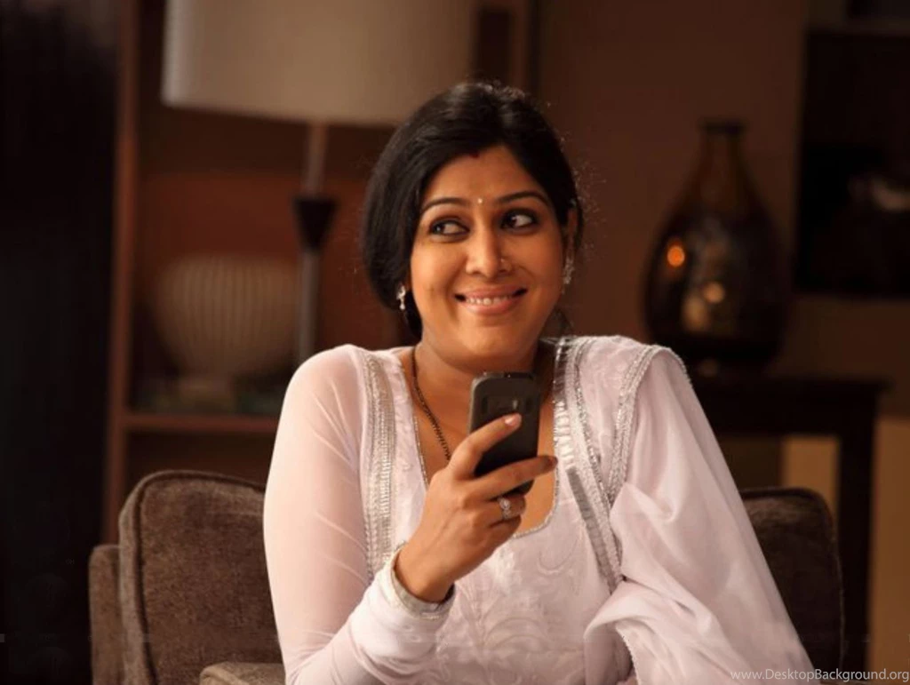 Sakshi Tanwar(priya)