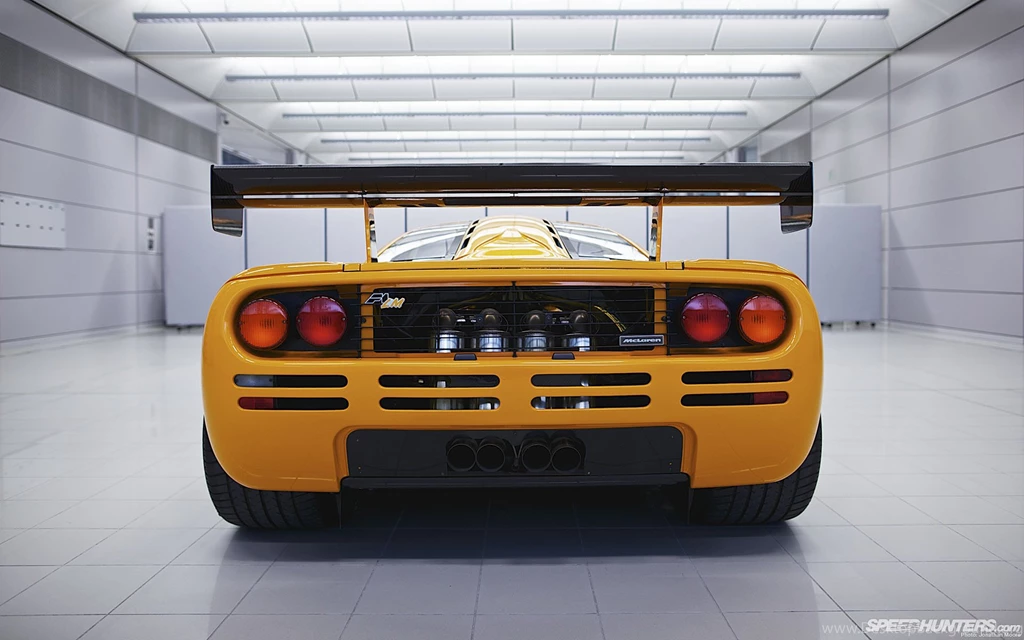 15 McLaren F1 HD Wallpapers