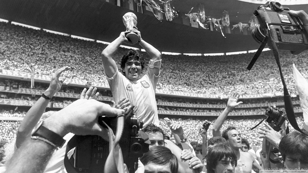 Maradona HD Desktop Wallpapers : High Definition : Mobile
