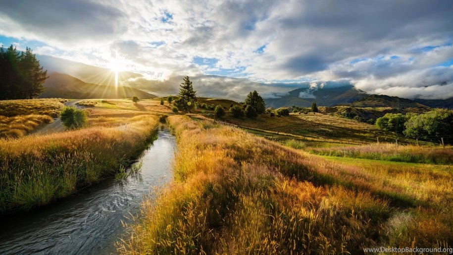 Sunrays Sunrise Cloud Field Yellowed Grass, Small River, Trees ...