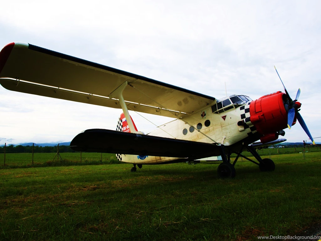 2560x1920 Aeroplane AN 2 Desktop PC And Mac Wallpapers