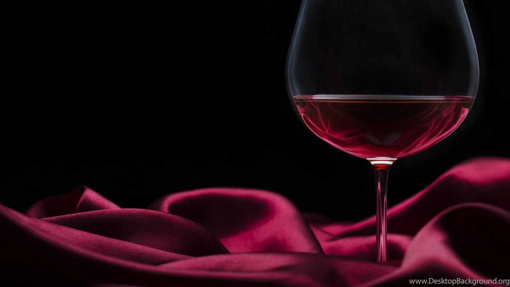 2560x1440 Red, Satin, Silk, Wine, Black Background, Glass ...