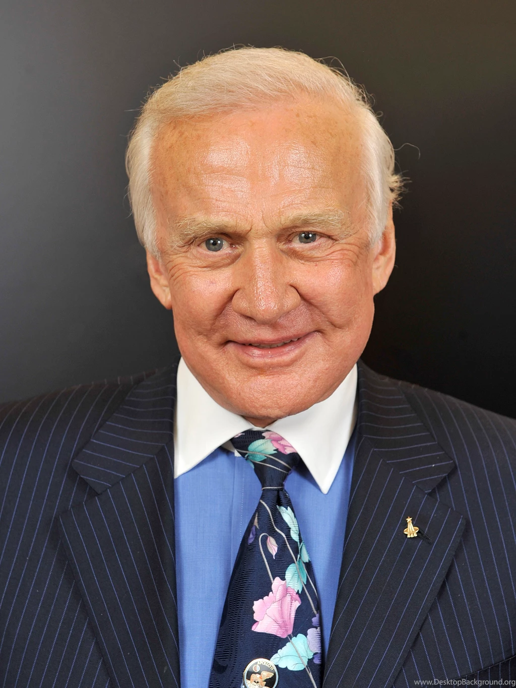 1920x1200px Lacie Heart Backgrounds By Ronald Peer