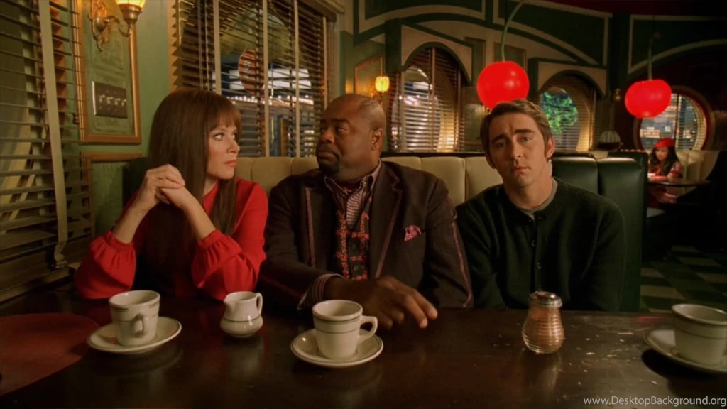 Bungie.net : Off Topic: The Flood : Show Me Your Desktop Wallpapers!