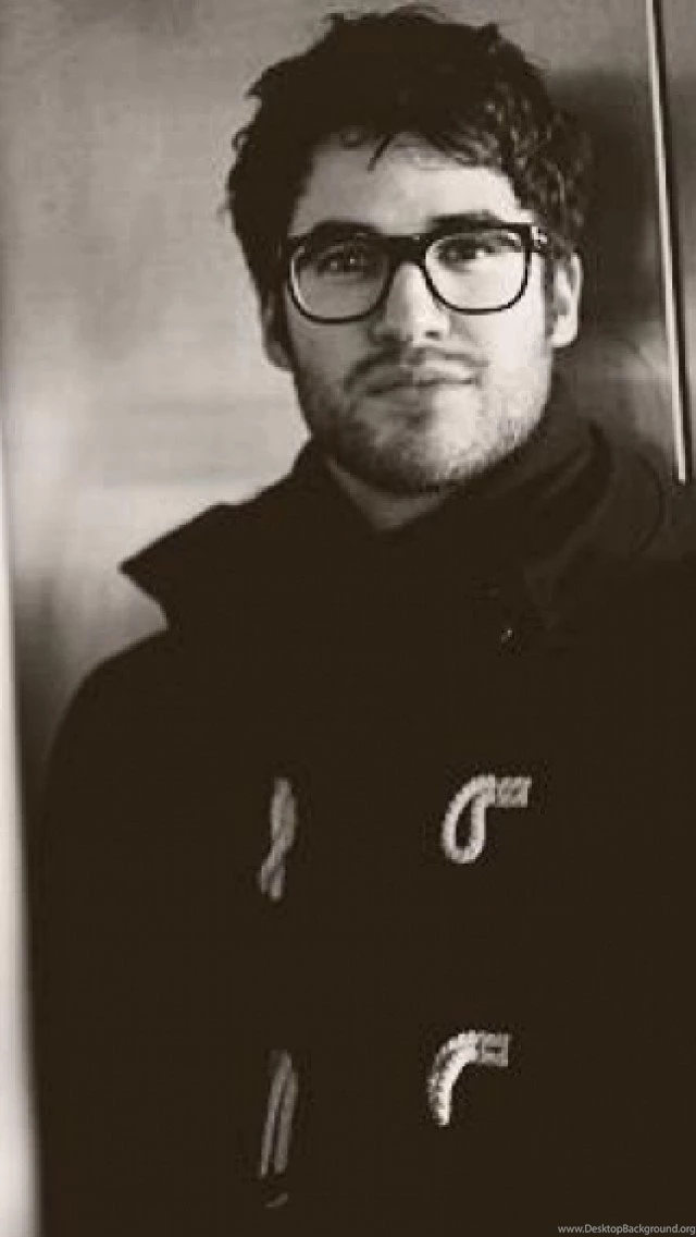 Free Darren Criss iPhone Wallpapers