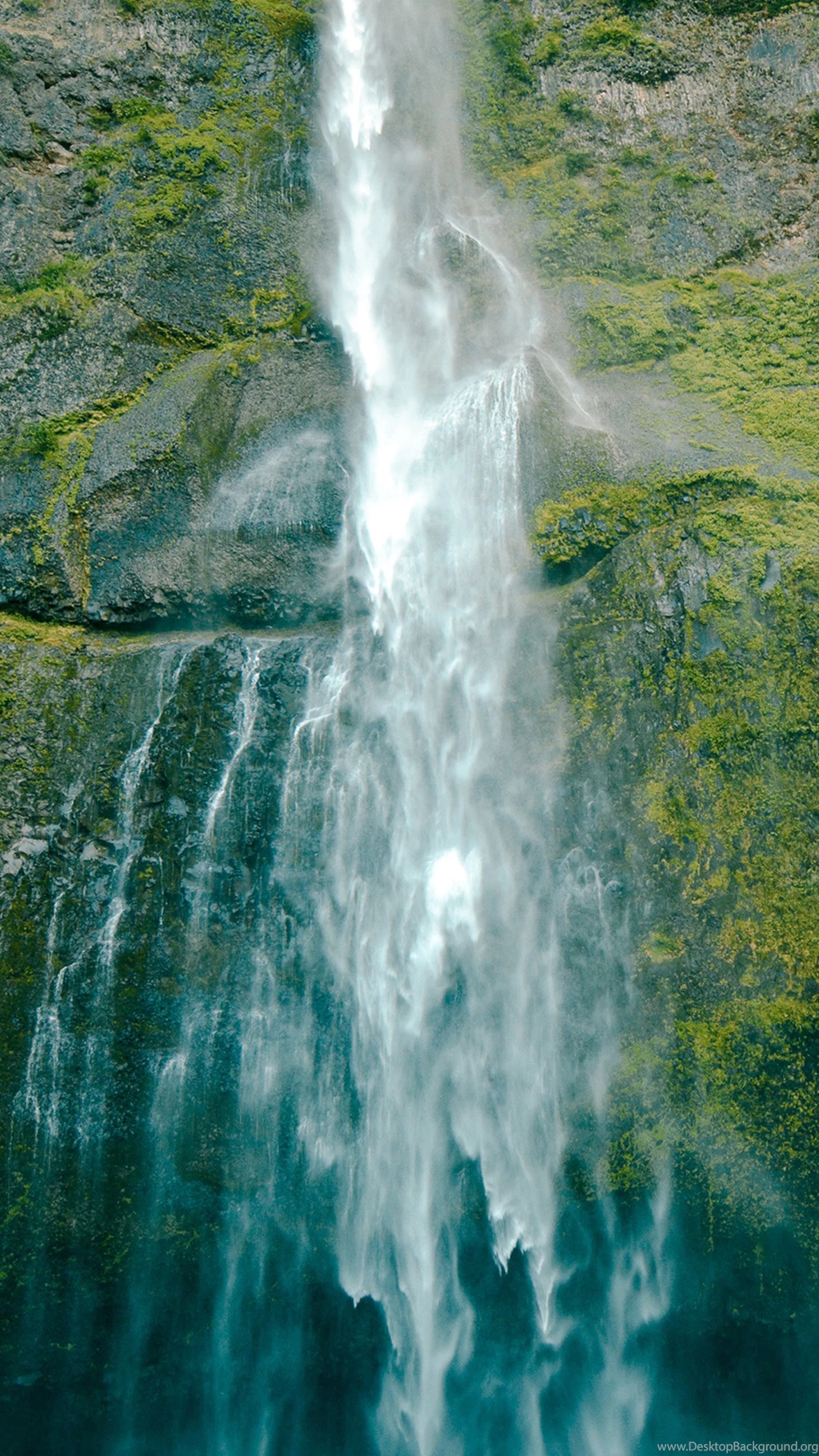 Waterfall Flowing Galaxy S6 Wallpapers