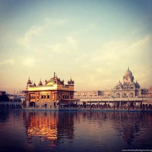 THE WORLD OF WALLPAPERS: April 2013