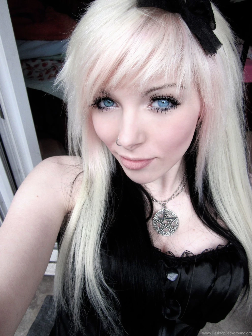 Top HD Emo Girl Wallpapers