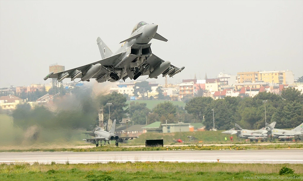 Aircraft Military Eurofighter Typhoon Takeoff Fighter Jets ...