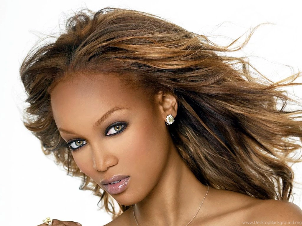 Tyra Banks Wallpapers (5284) Celebrity