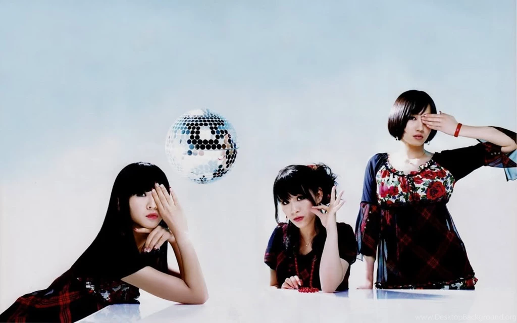 Perfume City Forums • View Topic Perfume Picture Thread
