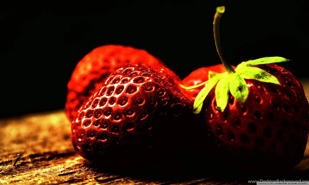 Red Strawberry HD Desktop Wallpapers : Widescreen : High Definition ...