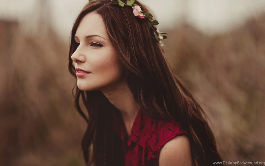 Pretty Redhead Hair In Sunlight Wallpapers