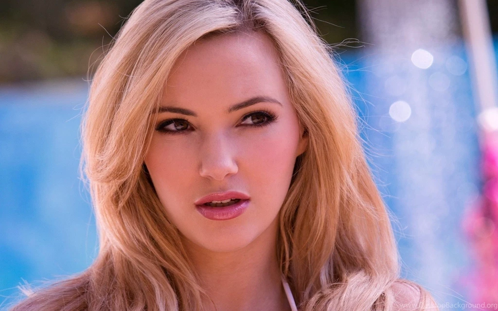 Sophia Knight HD Wallpapers For Desktop In High Resolution