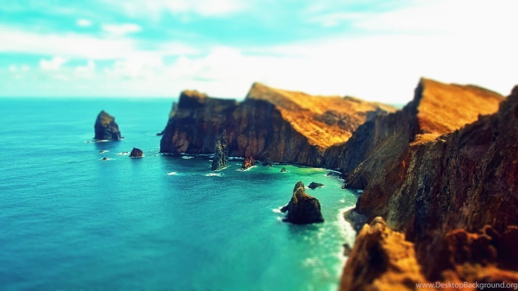 Beach And Sea Tilt Shift HD Wallpapers
