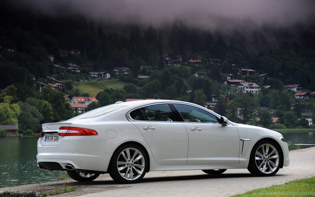 Beautiful Jaguar XF Wallpapers