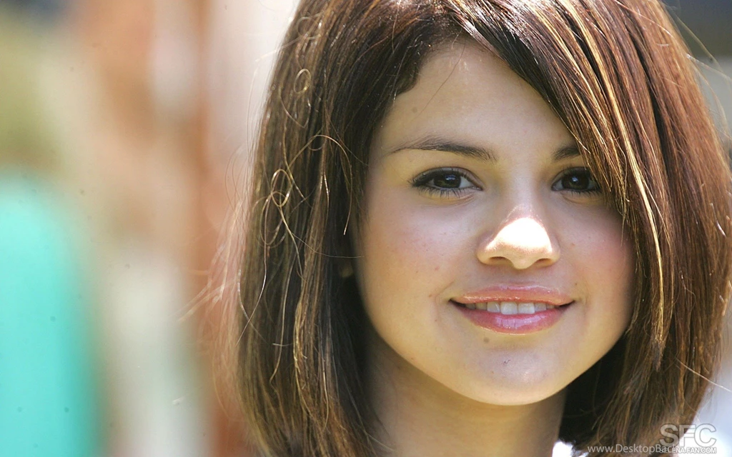 1920x1200 Selena Gomez Cute Desktop PC And Mac Wallpapers