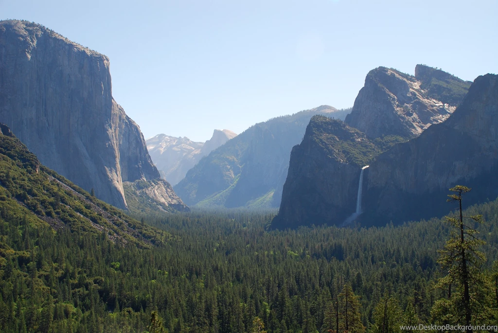 Yosemite Valley In The Morning : Travel Wallpapers And Stock Photo