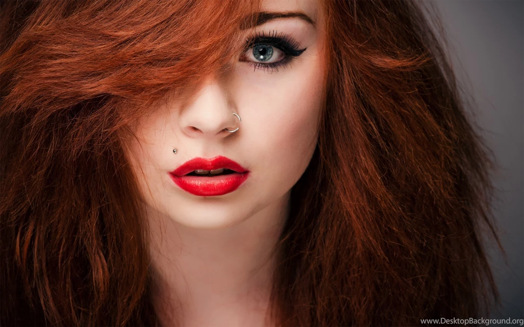 Lovely Redhead Wallpapers
