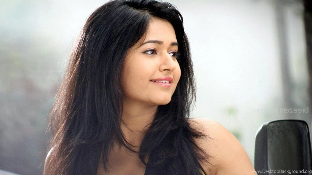 Poonam Bajwa Indian Actress Wallpapers (14)