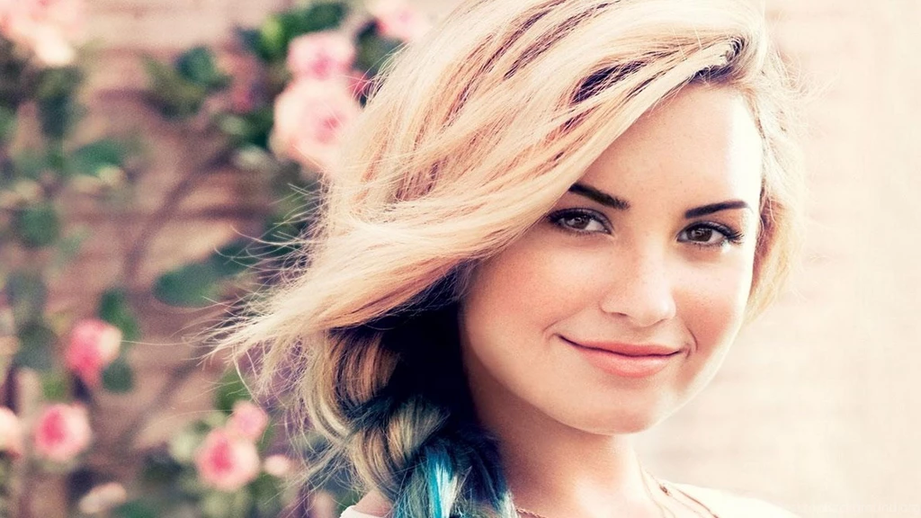 Lovato Wallpapers Demi Lovato Wallpapers (32700804) Fanpop