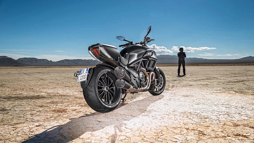 2015 Ducati Diavel Wallpapers Luweh.com