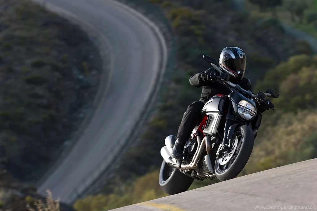2013 Ducati Diavel Carbon Q Wallpapers