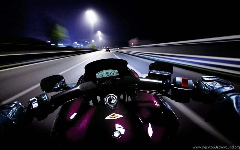 Motorcycle Drag Racing Image