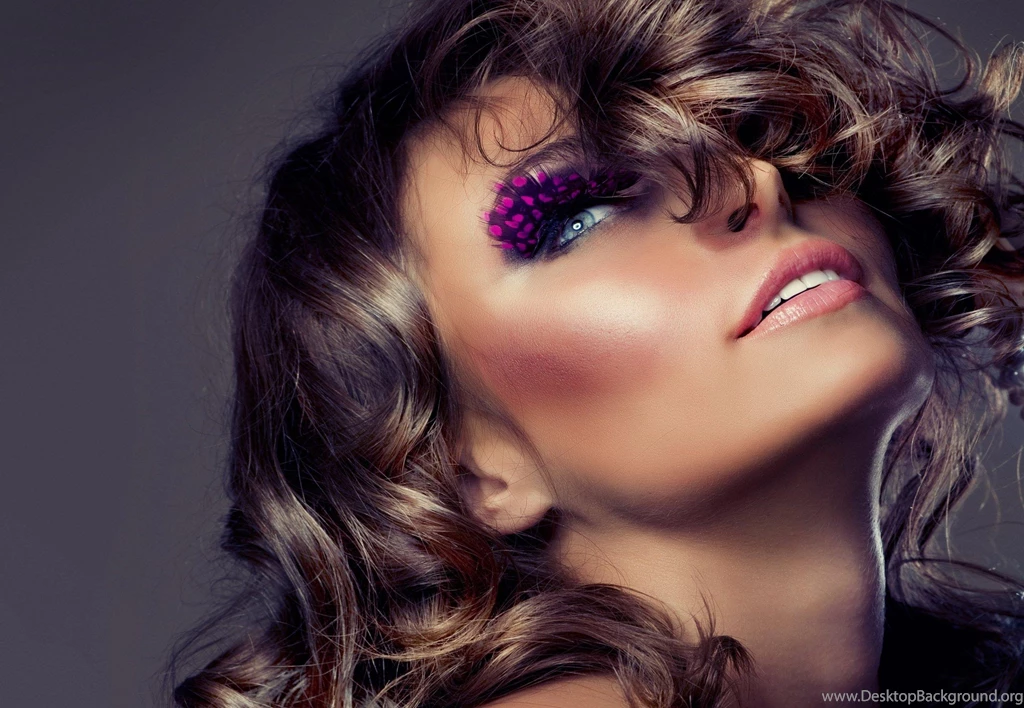 WOMAN WALLPAPER (