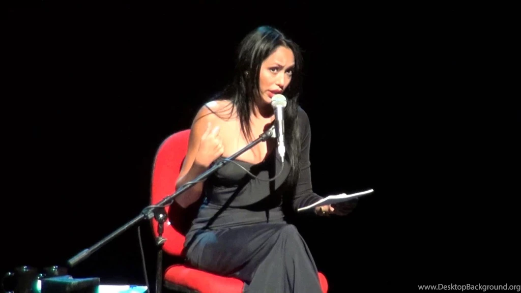 Maya Zapata" Video