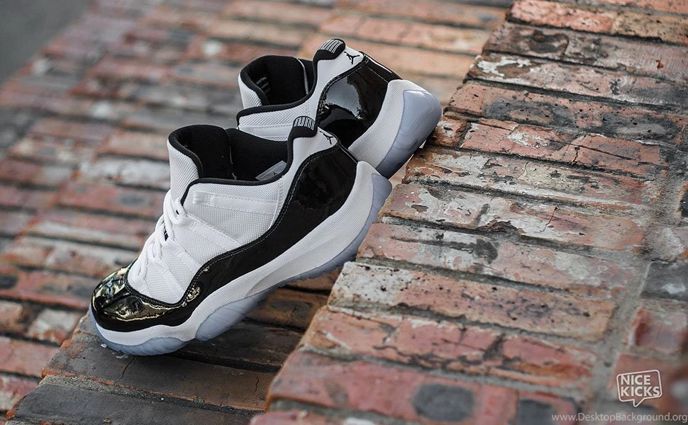 Air Jordan 11 Low "Concord" Detailed Images