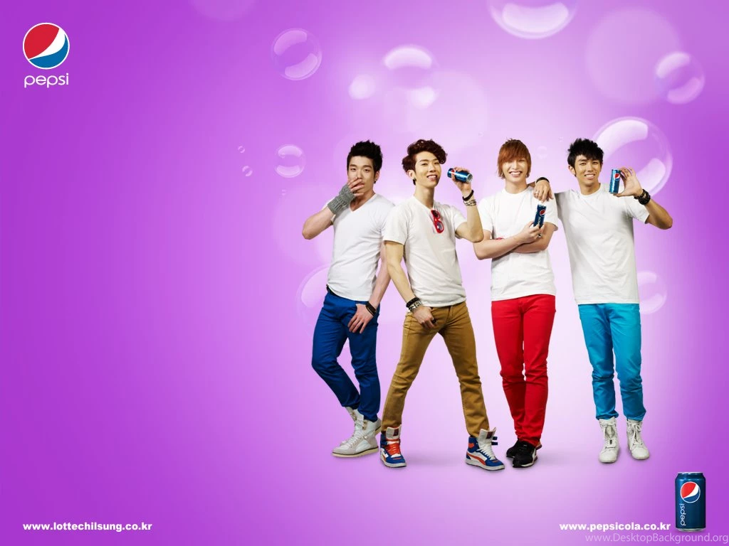 Mashababko: Wallpapers With Crystals