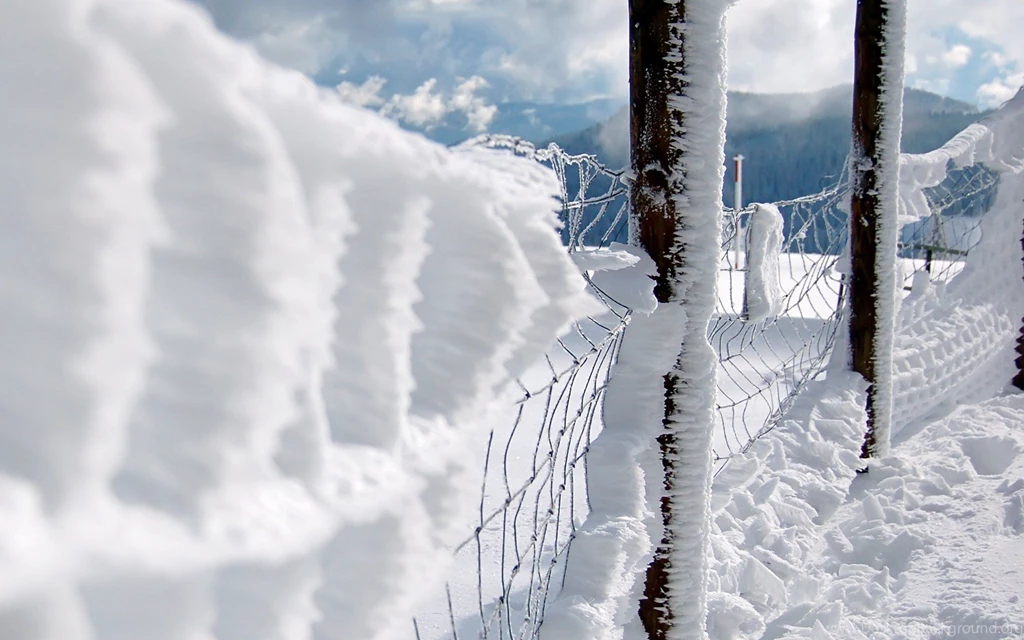 4 Hi res Winter Wallpapers