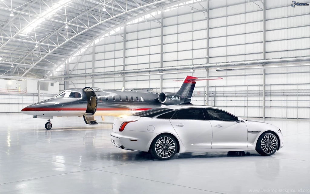 Jaguar XJ Ultimate