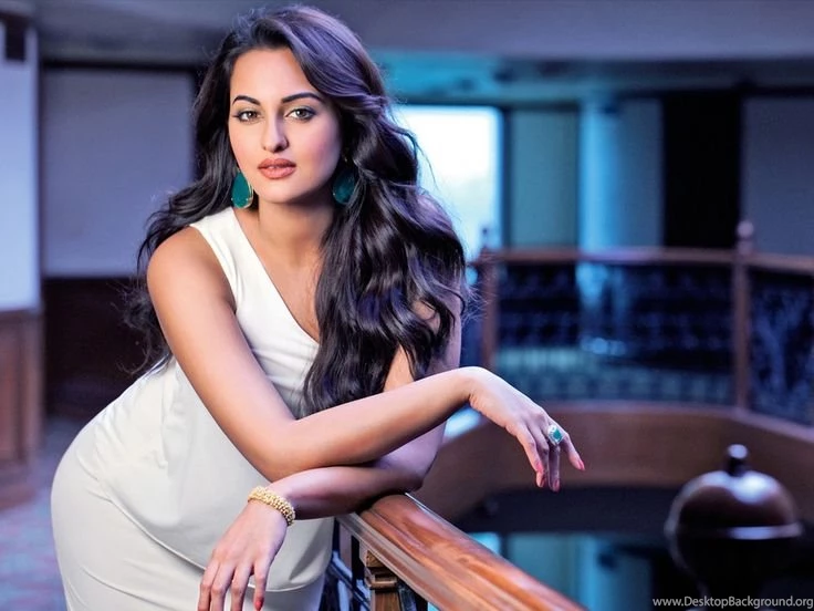 Sonakshi Sinha Sexy Wallpapers Sonakshi Sinha, Sonakshi, Sinha ...