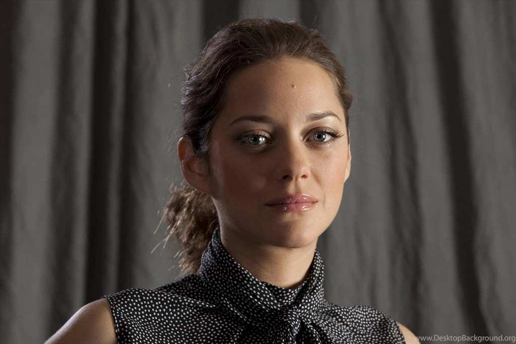 Marion Cotillard Public Enemies Wallpaper.