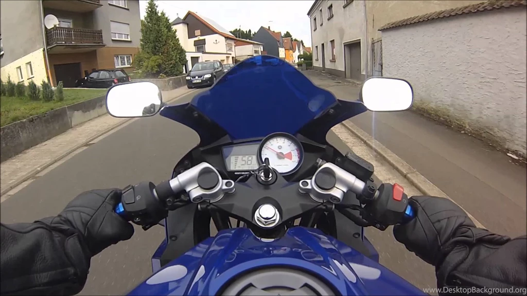 Yamaha YZF R125 Crash :( YouTube