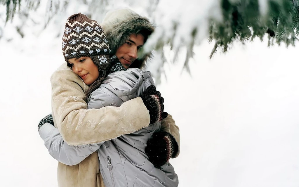 12 Best Hd Wallpapers Love Hugs