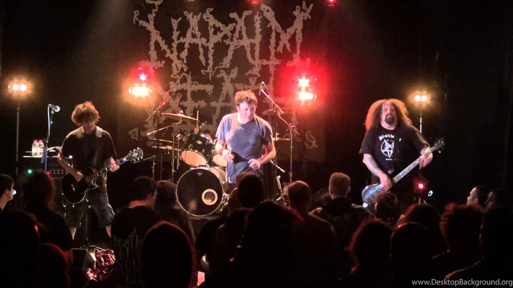 NAPALM DEATH Live @ Châteauroux Au 9 Cube 2014.04.18.21.13.12 ...