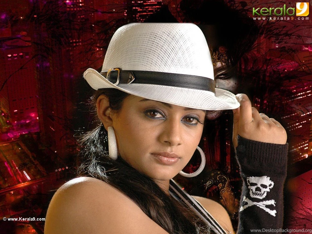 Actress Priyamani Wallpapers _8_   Kerala9.com