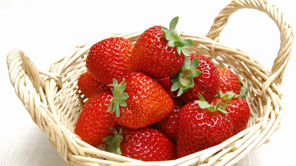 Download Wallpapers 1920x1080 Strawberry, Basket, Ripe, Fresh Full ...