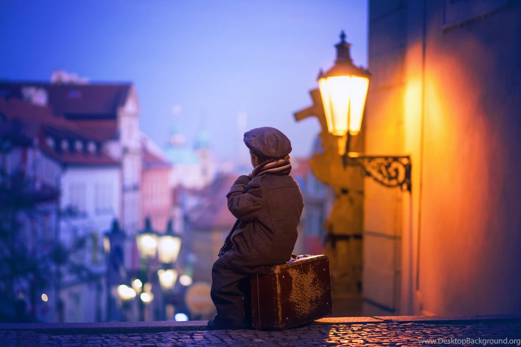 Situations, Boy, Bag, City Wallpapers Hd, Desktop Hd, Lantern, Cute