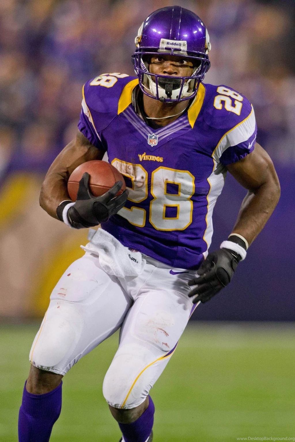 File: Adrian Peterson HDQ.jpg