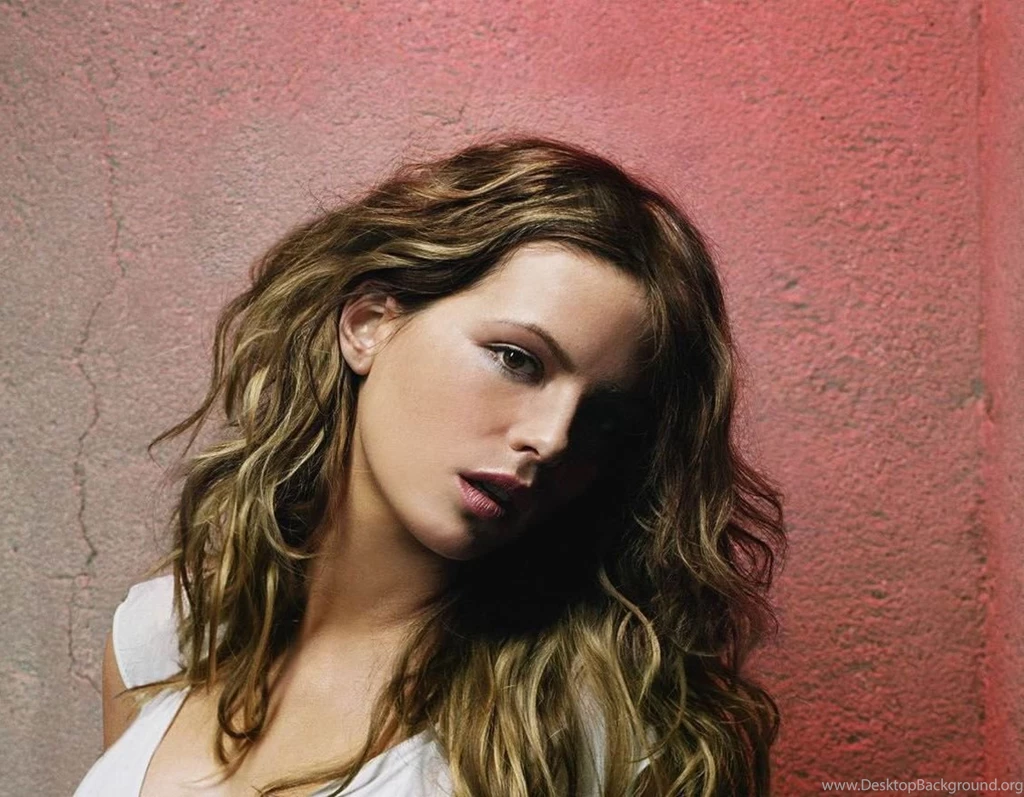 Kate Beckinsale Hot Wallpapers