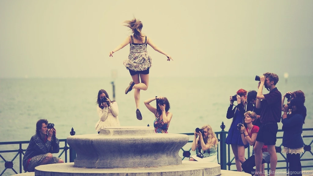 Download Wallpapers 2560x1440 Beach, Girl, Jump, Photograph ...