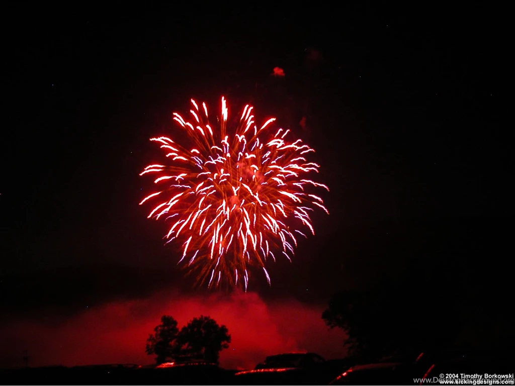 Fireworks Desktop Wallpapers 1600 X 1200 1280 X 1024 Kicking ...