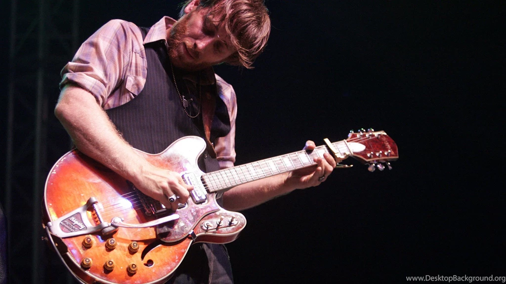 The Black Keys Dan Auerbach