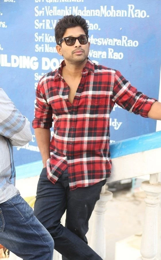 Allu Arjun At Subramanyam For Sale Movie Launch Photos