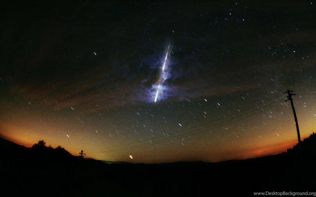 Leonid Meteor Tablet Wallpapers